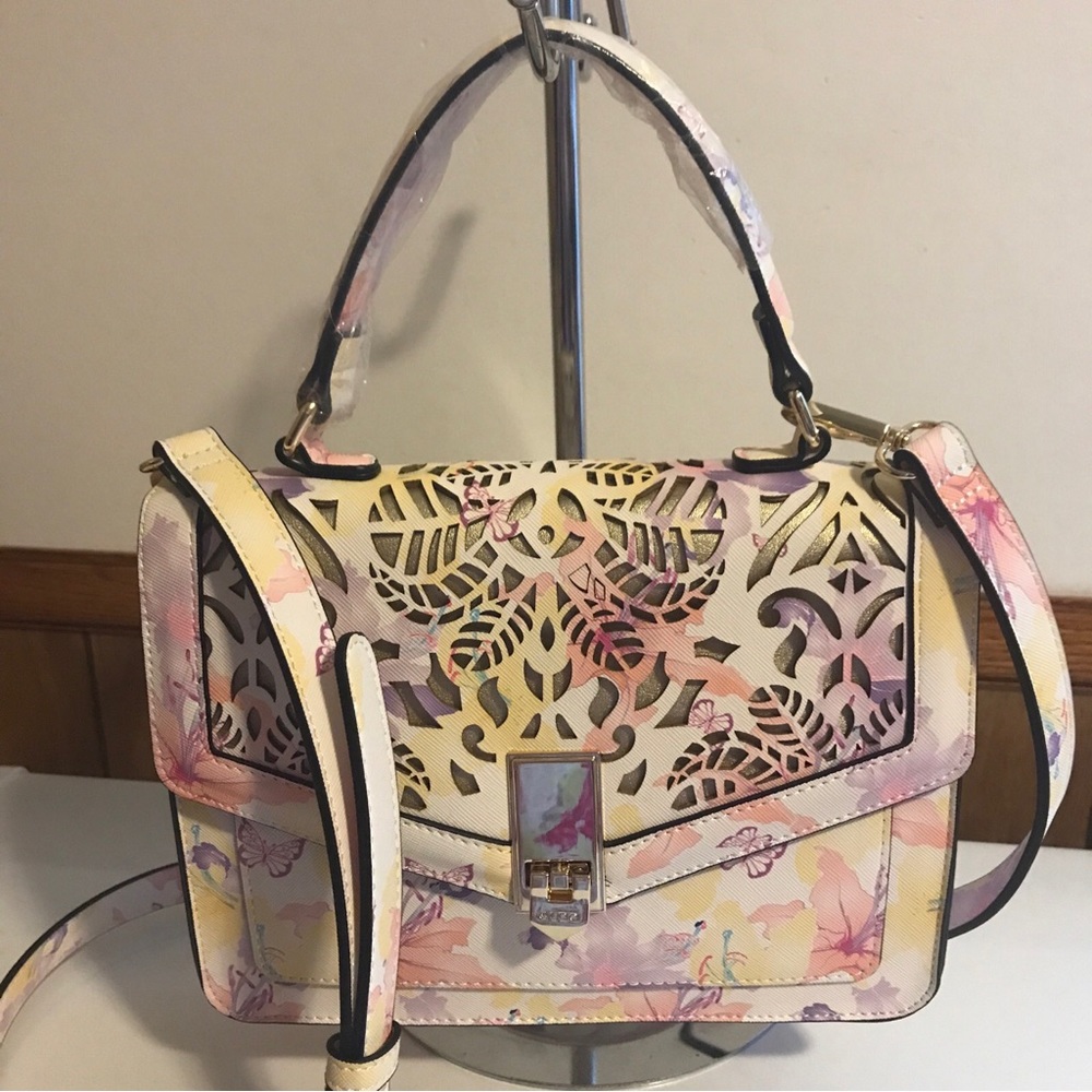 Cute Aldo Handbag 🦋